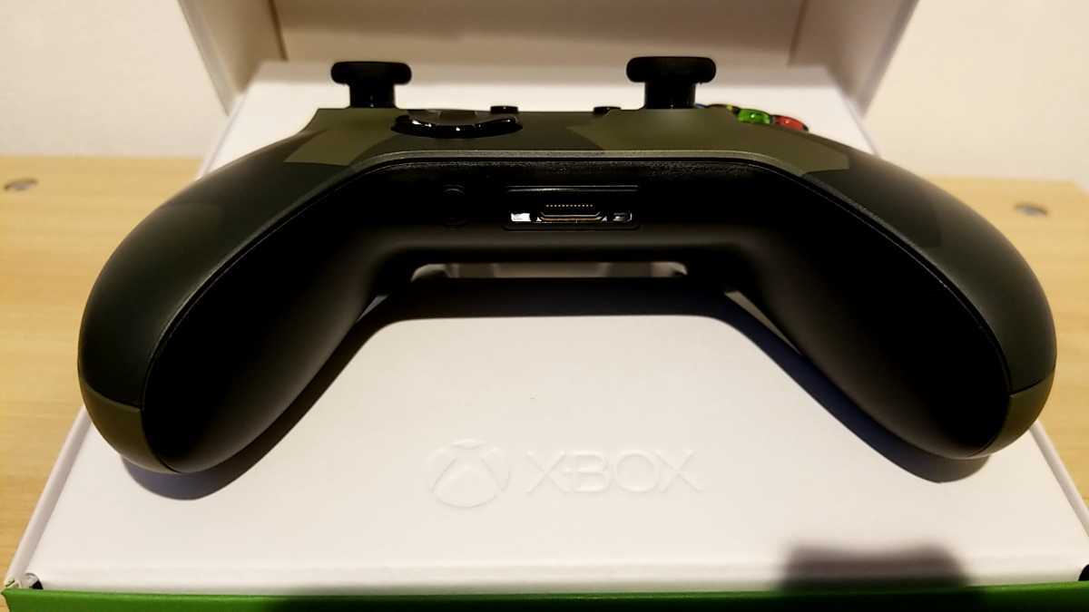 XBOX ワイヤレスコントローラー スペシャルエディション アームドフォーセスⅡ Wireless Controller ARMED FORCES Ⅱ Xbox コントローラー ワイヤレス Shadow) (Gold Xboxワイヤレスコントローラーに新色登場！その名も「ファントム