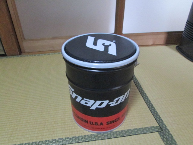 Snap-on ペール缶　イス　スナップオン　スツール スナップオン Snap on バケツ スツール 椅子 チェア リビング ペール缶