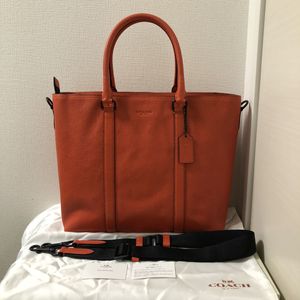 コーチ メトロポリタン トートの平均価格は18 1円 ヤフオク 等のコーチ メトロポリタン トートのオークション売買情報は9件が掲載されています