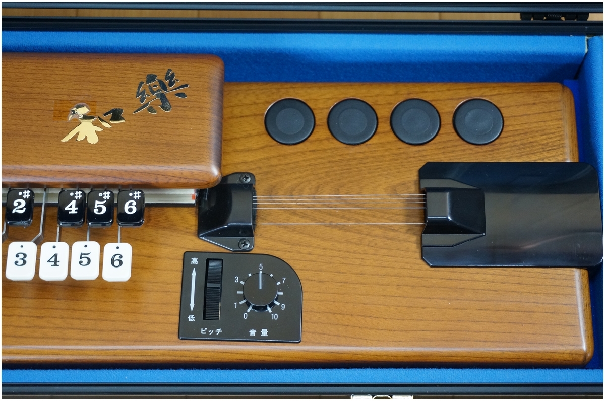 希少】SUZUKI☆スズキ☆大正琴 和楽器の音源付き 和楽☆TES-100 ケース 