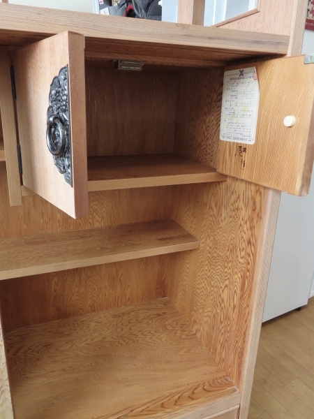 ♪本屋久杉 茶箪笥 茶棚 民芸家具 違い棚 札幌♪(飾り棚)｜売買された  
