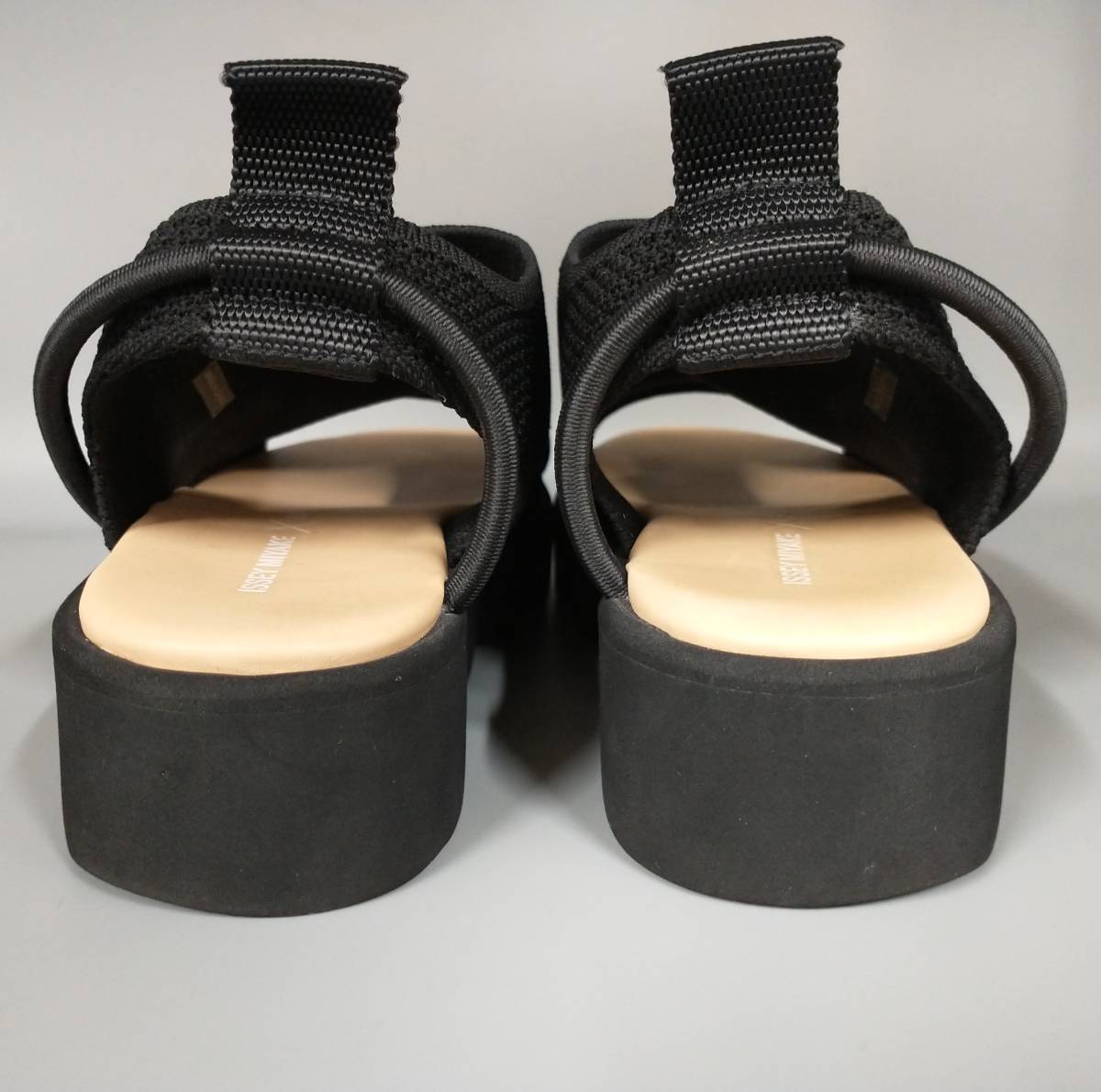 サンダル ISSEY MIYAKE ×un UNITED NUDE イッセイミヤケ ユナイテッド