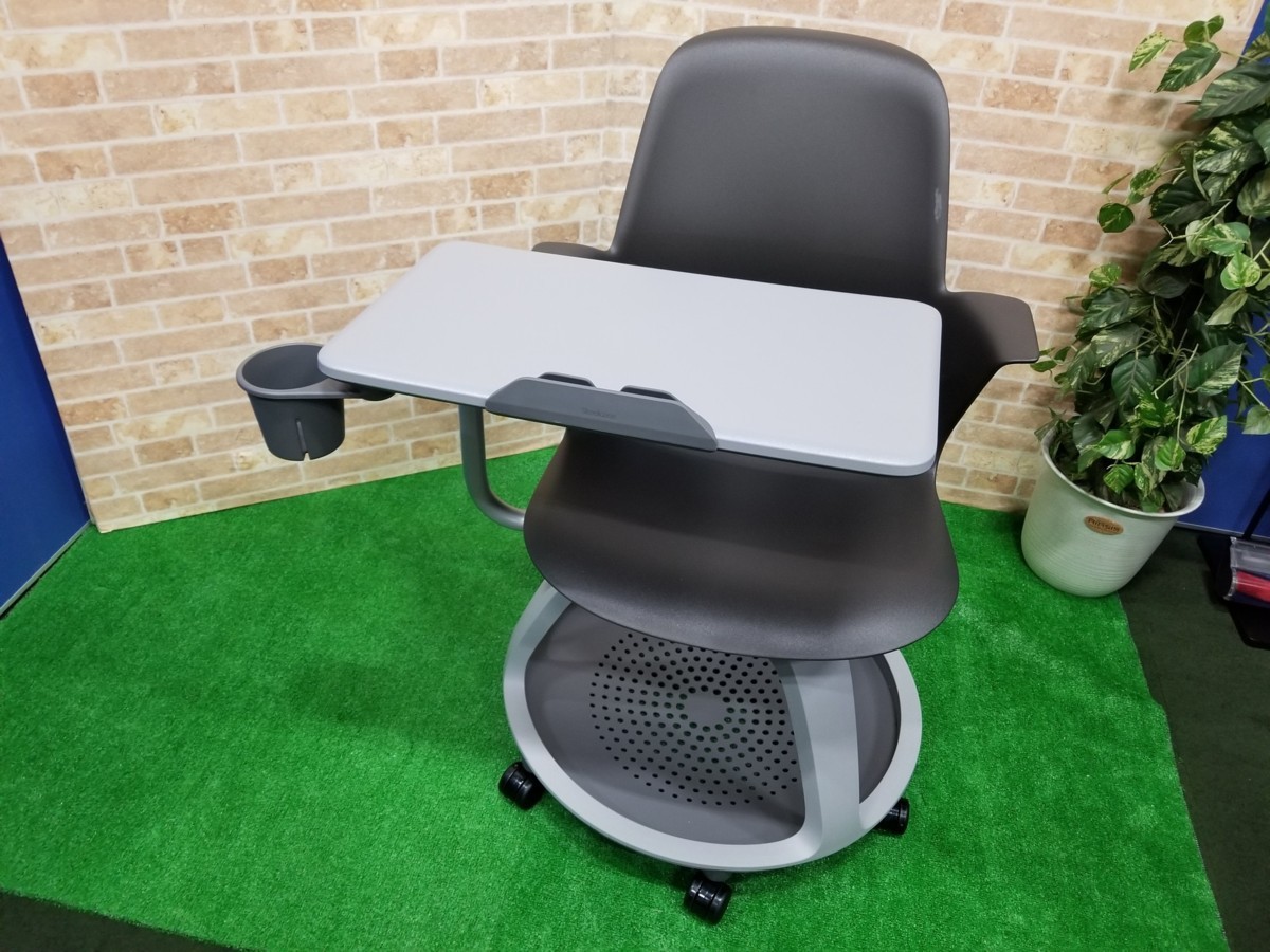 2☆限定特売品!!★即決!!☆Steelcase スチールケース★Node node ノード☆480120★ミーティングチェア☆サイドテーブル付★まとめ割引有!☆
