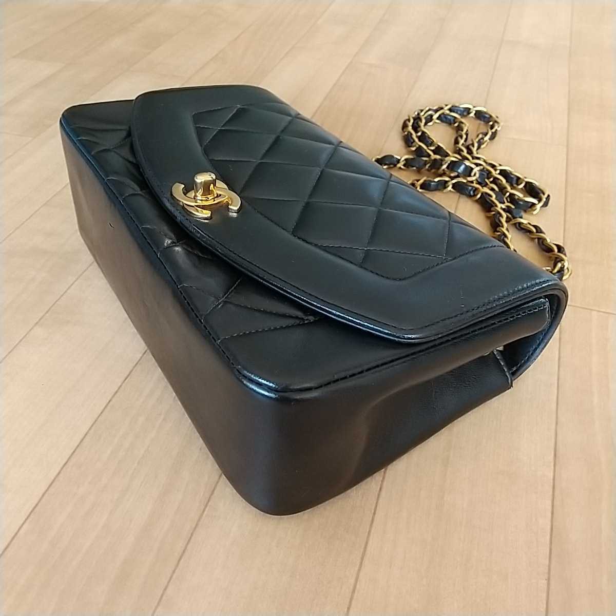 CHANEL シャネル Vintage ヴィンテージ マトラッセ ダイアナ 22