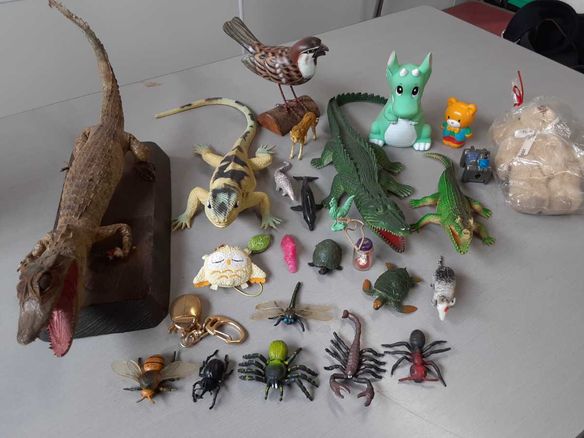 置物1 フィギュア まとめて 置物 動物 鳥 生き物 ワニ カメ トカゲ カブトムシ 鶏 インテリア おもちゃ 爬虫類 昆虫 虫等 生き物 売買されたオークション情報 Yahooの商品情報をアーカイブ公開 オークファン Aucfan Com