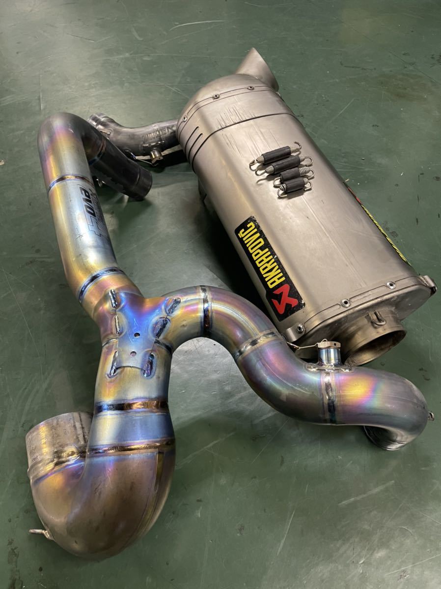 ¥1~KTM RC8Rアクラポヴィッチ EVO4 フルチタンマフラー