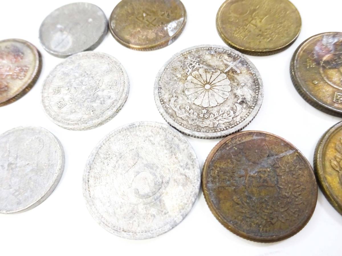 ｂ 旧50円玉 36枚 旧100円玉 10枚 旧五十円 百円 5円 10銭 昭和 菊穴 菊の花 穴銭 穴なし 約280ｇ 貨幣 紙幣 コイン 古銭 日本 昭和 売買されたオークション情報 Yahooの商品情報をアーカイブ公開 オークファン Aucfan Com