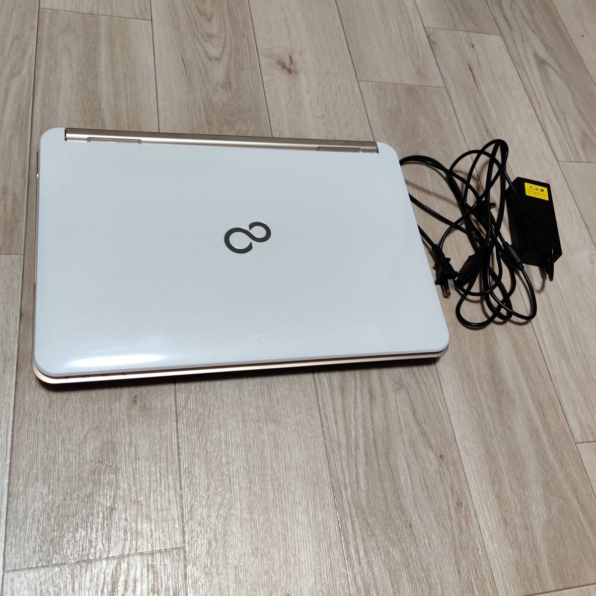 格安 「ハイスペック」 ノ－トパソコン FUJITSU LIFEBOOK AH-R4H