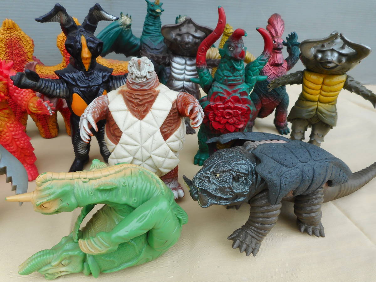 絶版あり ウルトラマン&怪獣 ソフビフィギュア 17体セット 2026年最新