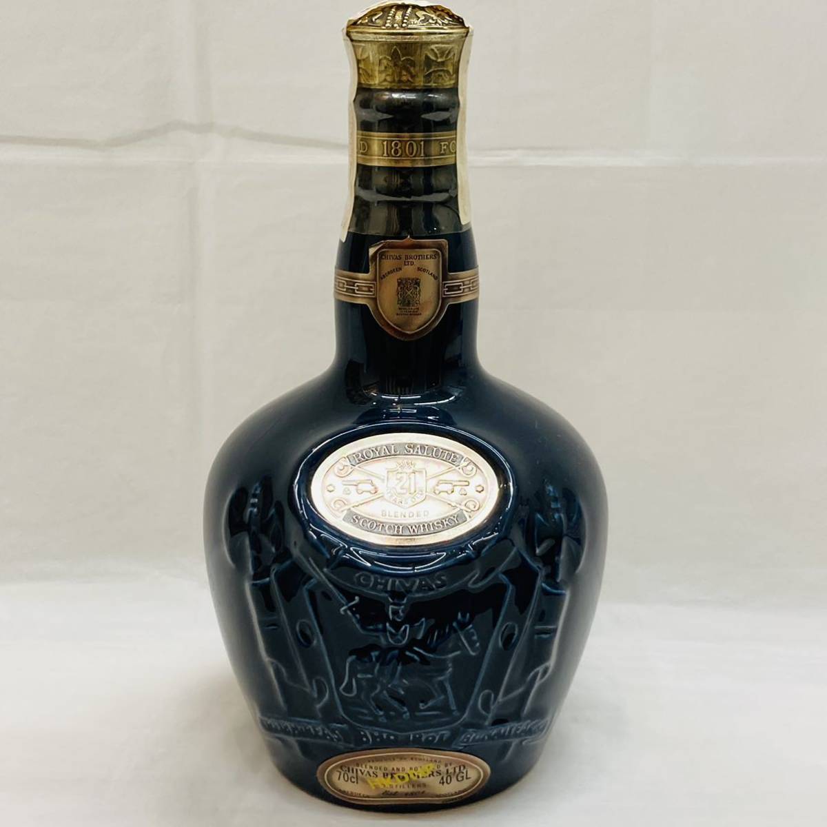 ◇ 1円スタート!! 未開栓品!! ◇ ROYAL SALUTE ロイヤルサルート