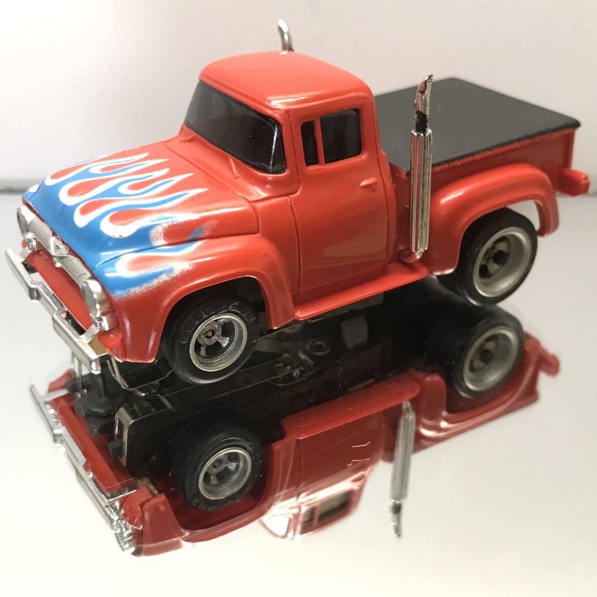 AWではない超激レアHOスロットカーTOMYトミーAFXマグナカーTYCO程度良1956赤FORDフォードF100パンプキンPumpkinピックアップPickupトラック
