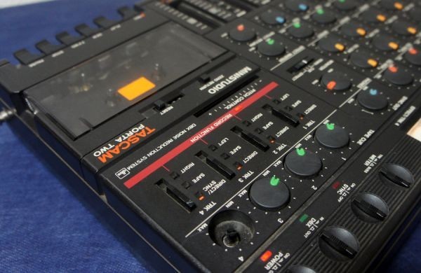 □ジャンク□TASCAM PORTA TWO マルチトラックカセットレコーダー MTR