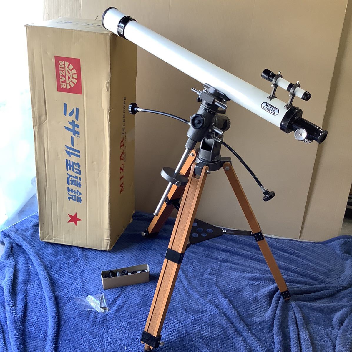 7306【ミザール天体望遠鏡】MIZAR ■トリトン型 ■日野金属産業 ■天体 ■D=60㎜ ■F=900㎜ ■木製三脚付 ■観測 ■星 ■流星群 ■JUNK