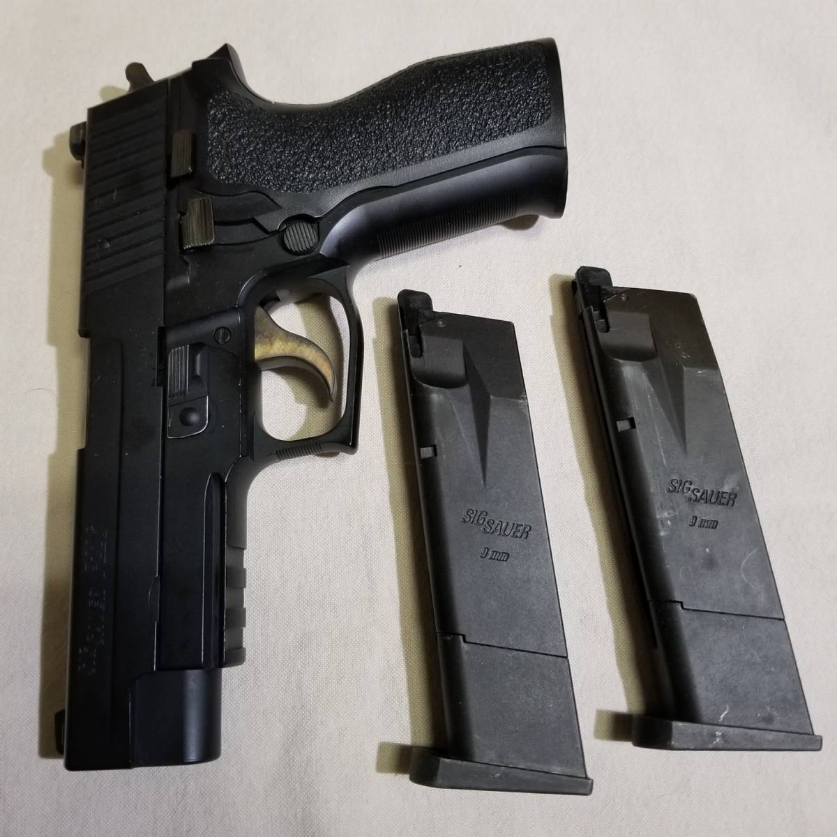 東京マルイ SIG P226R改 中古品 整備済み マガジン＋1 東京マルイ SIG