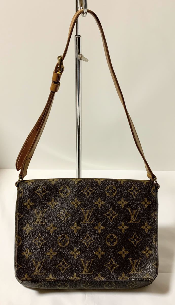 LOUIS VUITTON ルイヴィトン モノグラム ミュゼットタンゴ ショート