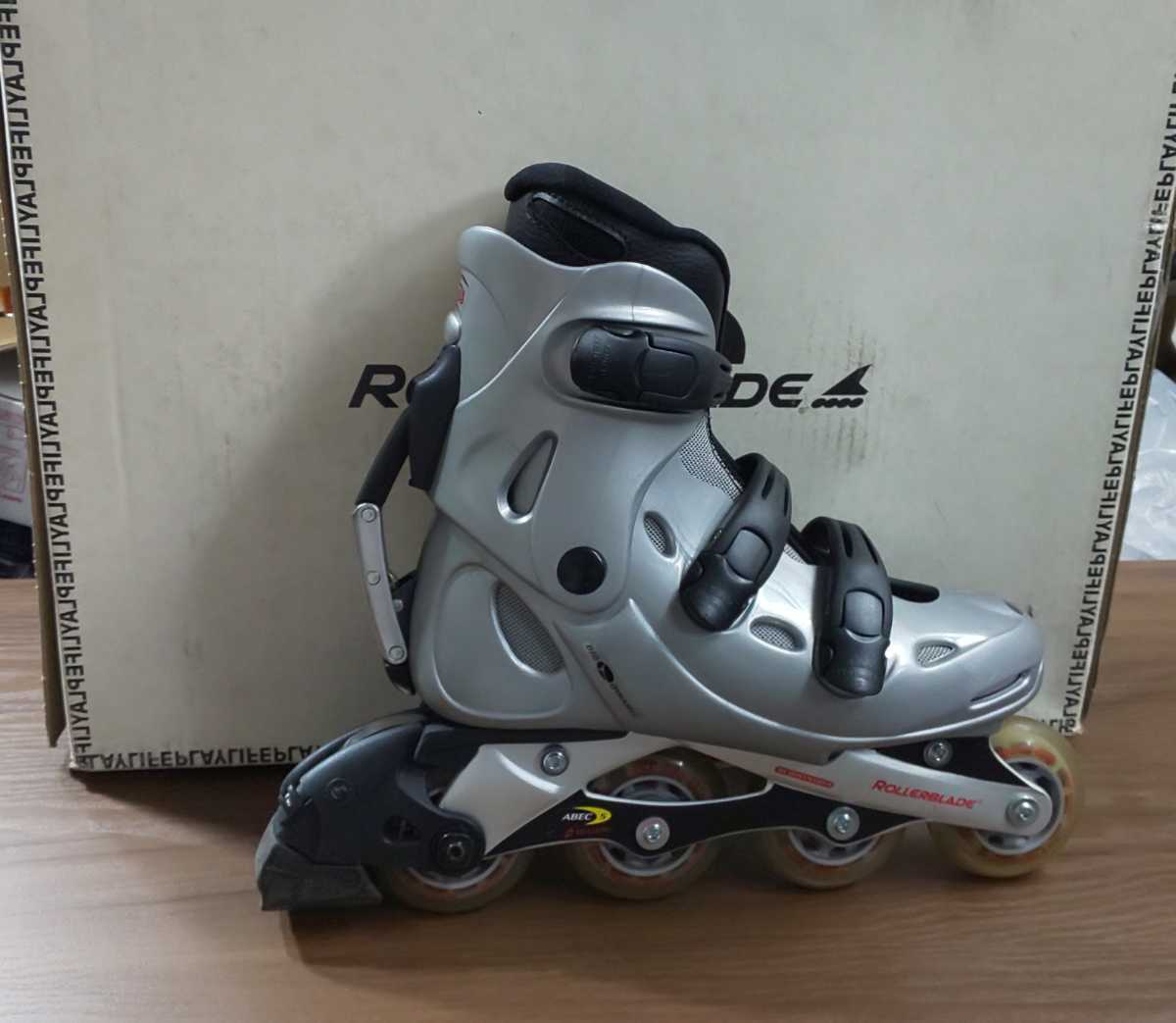 中古美品】ローラーブレード/ROLLERBLADE HYDRUS ALPHA W 25cm
