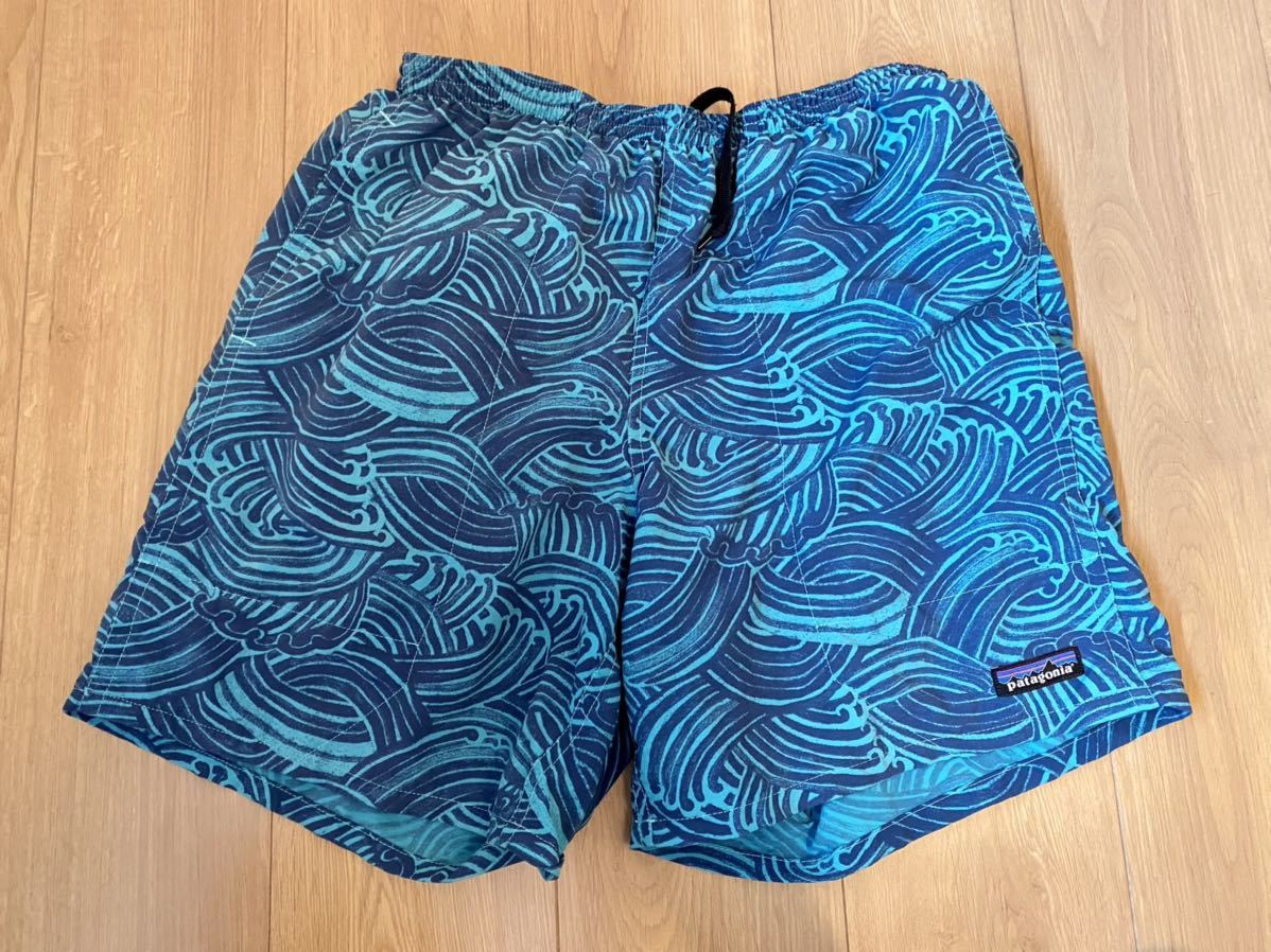 フ*ロ様 【レア】パタゴニア バギーズショーツ 魚 波柄 90s 00s patagonia パタゴニア バギーズ ショーツ ネイビー ライトブルー 波柄 S