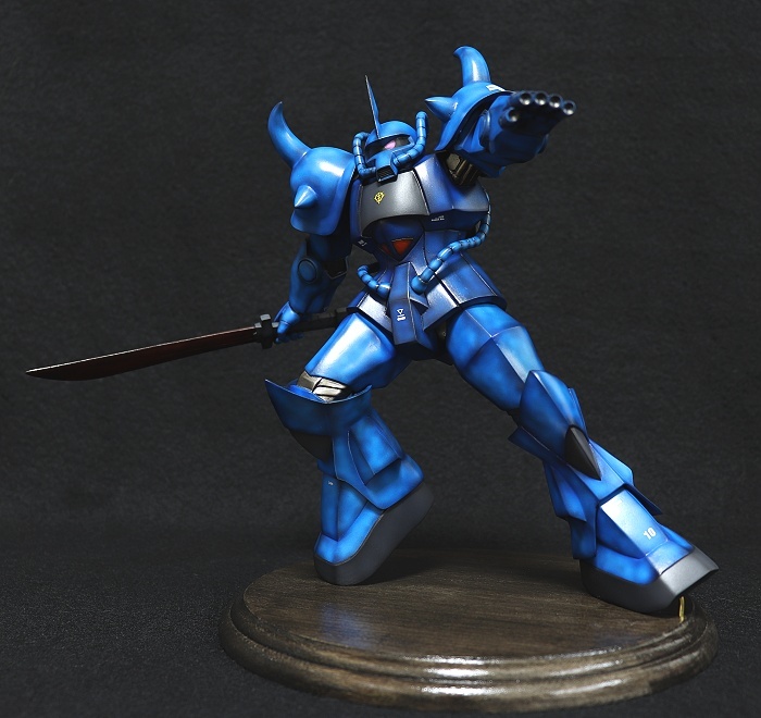☆ 海洋堂 グフ ガレージキット 完成品（ガレキ 1/100） 海洋堂