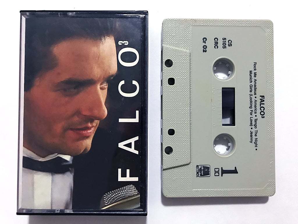 カセットテープ ファルコ Falco Falco 3 ロック ミー アマデウス Chromeクロームテープ仕様 洋楽カセット出品中 送料198円 ロック ポップス一般 売買されたオークション情報 Yahooの商品情報をアーカイブ公開 オークファン Aucfan Com