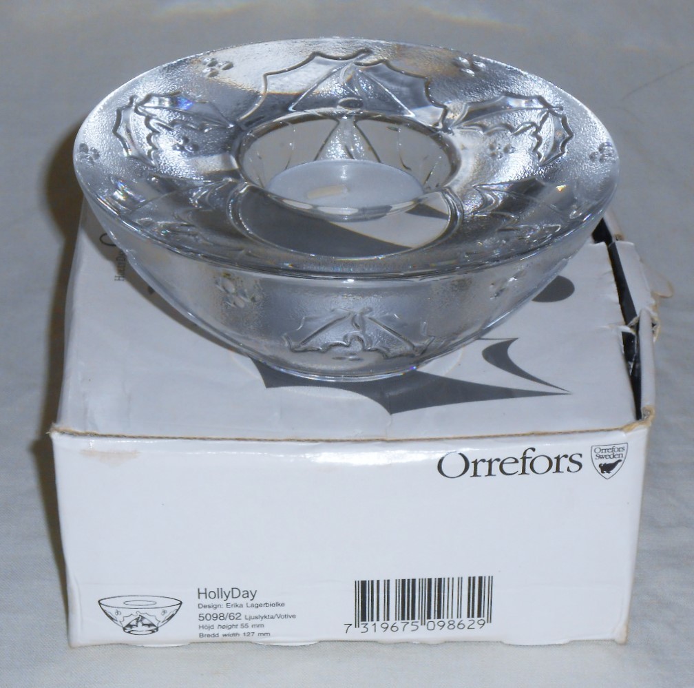 Orrefors キャンドル ホルダー Hollyday デザイン Erika Lagerbielke オレフォス ヒイラギ 柊 ガラス花器 スウェーデン ろうそく立て 工芸ガラス 売買されたオークション情報 Yahooの商品情報をアーカイブ公開 オークファン Aucfan Com