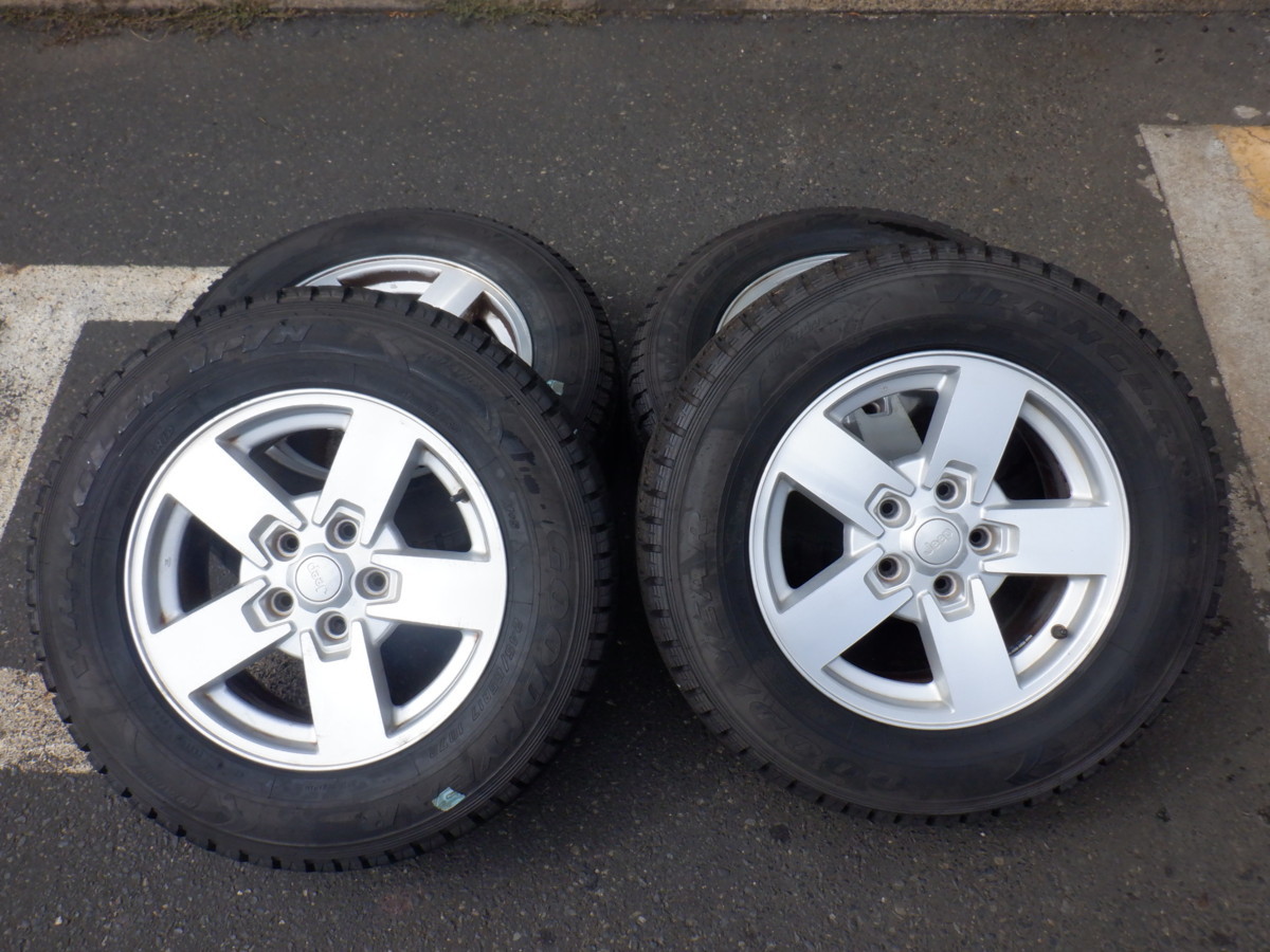 07年 Jeep ジープ コマンダー GH-ZH47 245/65R17 スタッドレスタイヤ 
